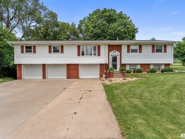 501 W Maple St, Reynolds, IL 61279