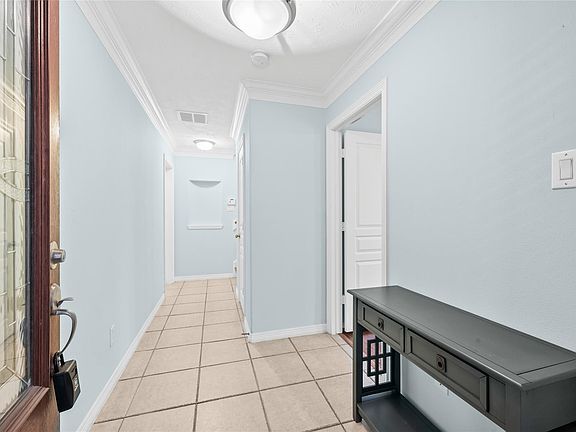 3rd image of 3410 Skyline Village Dr