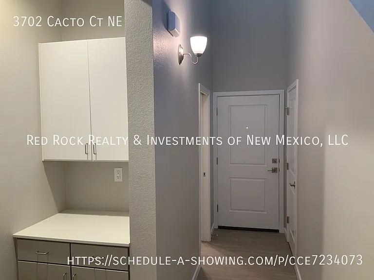 3702 Cacto Ct NE — Photo 3