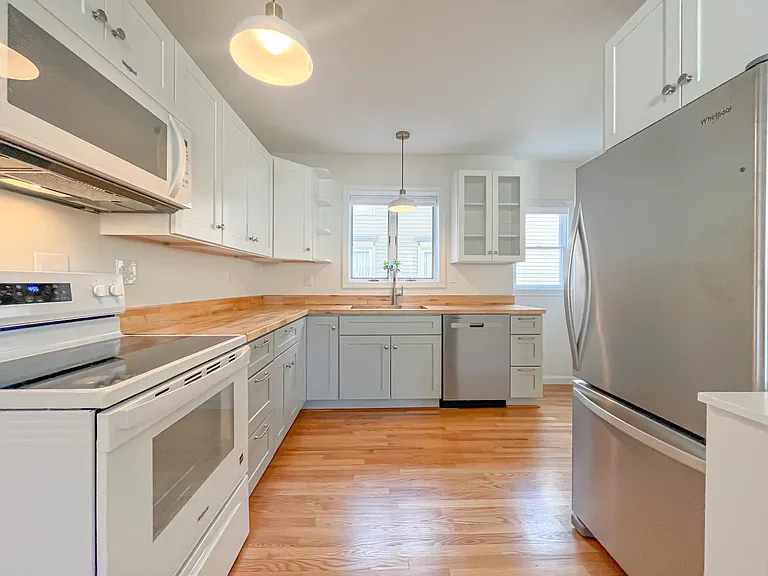 22 Crescent Ave — Photo 17