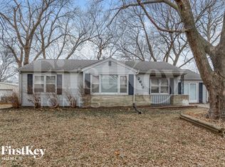 2616 Berry Ave, Independence, MO 64057