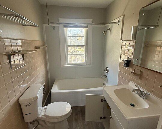 2nd image of 220 Rockwood Ave