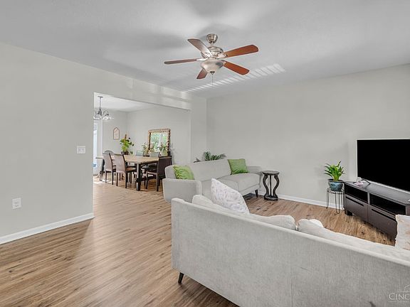 5th image of 2428 Kremer Ave