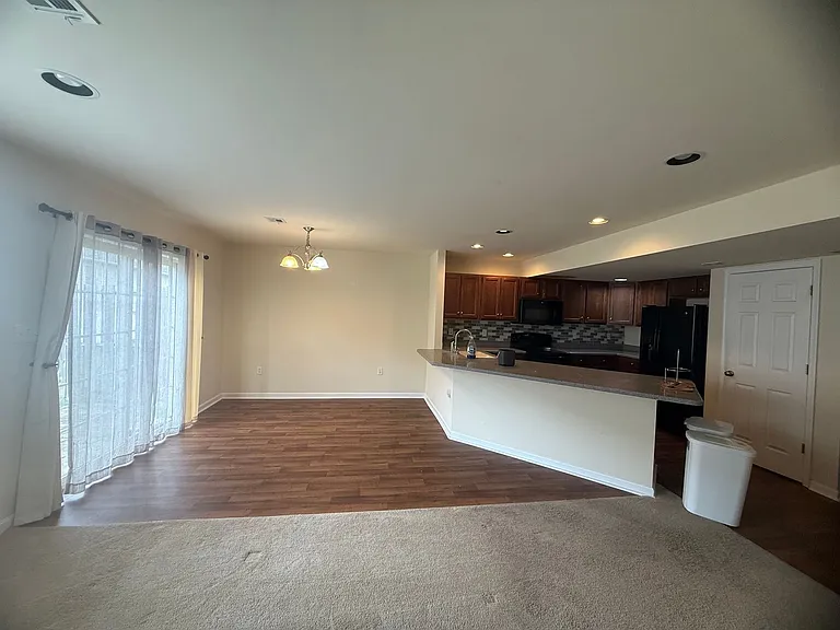 16 Brook Side Dr — Photo 3