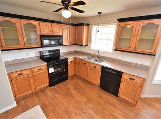 703 W Ridgecrest St, Ozark, MO 65721