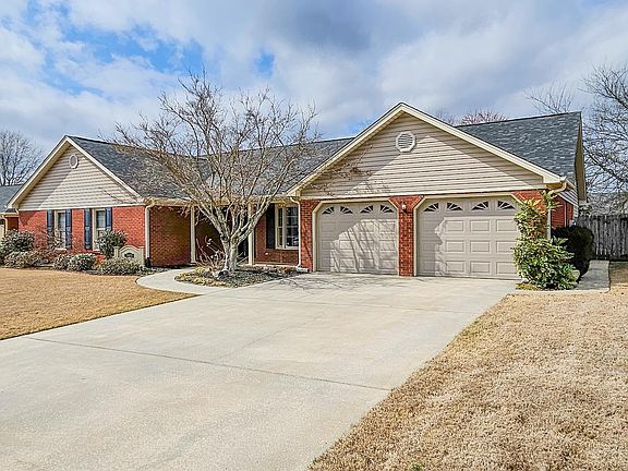 3rd image of 2803 Lexington Ave SW