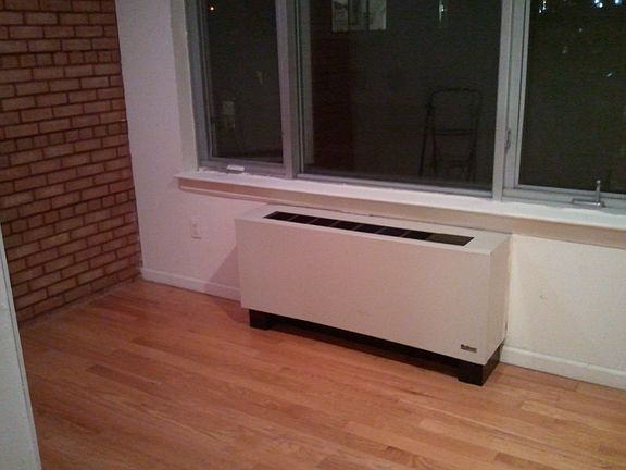 3rd image of 222 E 3rd St