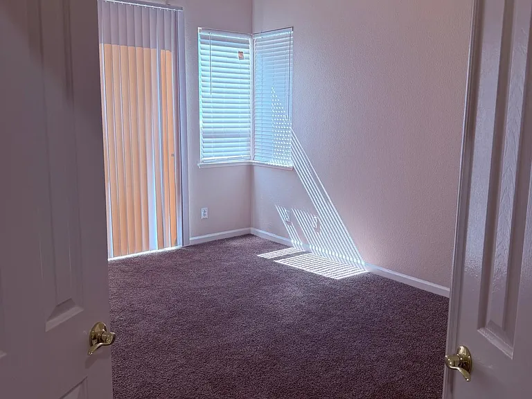 9728 Sand Hollow Way — Photo 18