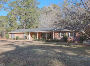 839 E Wacona Dr, Waycross, GA 31501