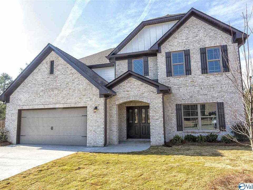 1st image of 804 Chesire Cove Ln