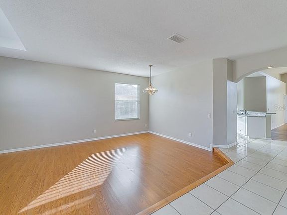 4th image of 9807 Kona Isle Ct