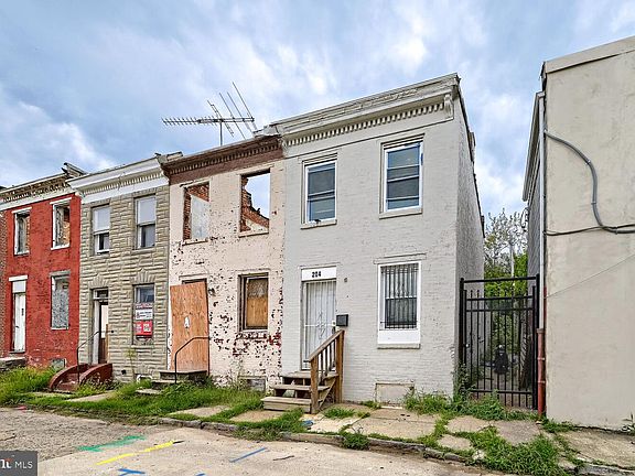 2nd image of 204 S Vincent St