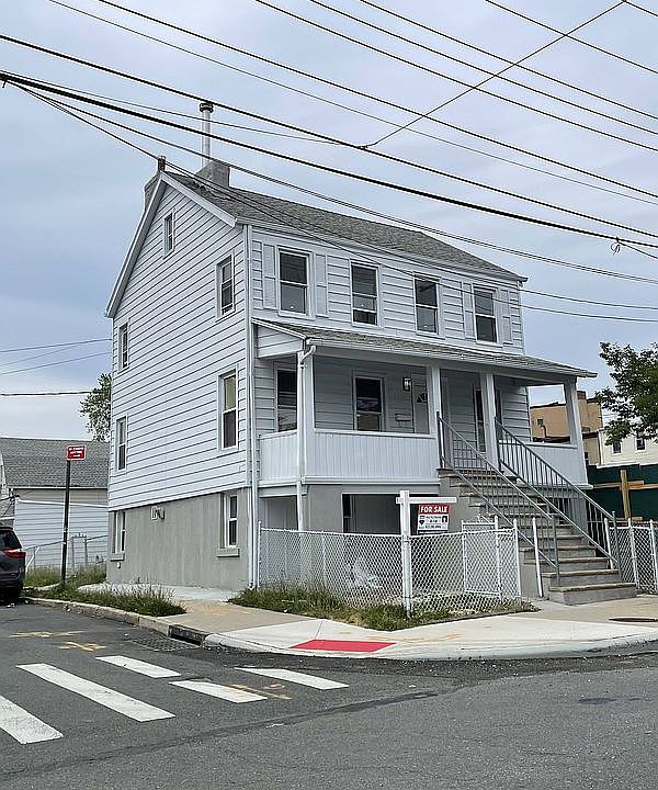1st image of 19 Saint Johns Ave