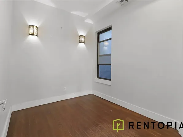 17 Troutman Street image 4 of 6