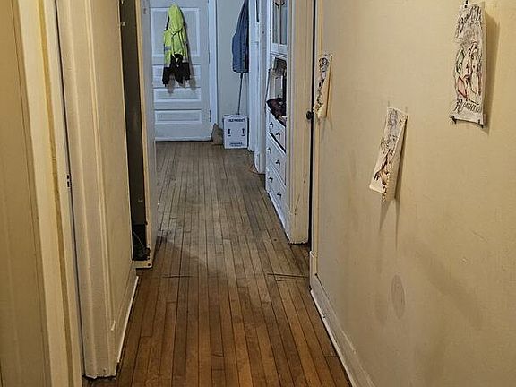 3rd image of 2536 S Avers Ave
