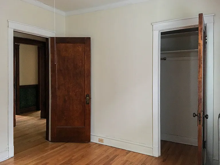 3817 1/2 N Lawndale Ave #2W — Photo 13