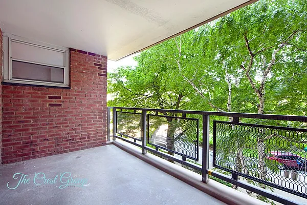 Sold by The Crest Group | media 17