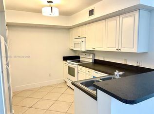150 NW 96th Ave #9207, Hollywood, FL 33024