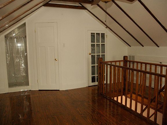 5th image of 4305 S Carrollton Ave #A