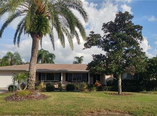 125 Palmetto Ln, Largo, FL 33770