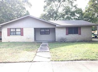 18 Leawood Cv, Pine Bluff, AR 71603