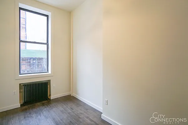 Rented by City Connections Realty | media 38