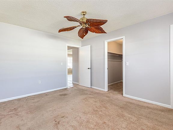5th image of 5107 Dahlia St
