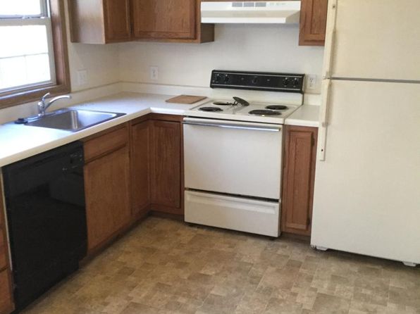 200 Division Ln APT 10