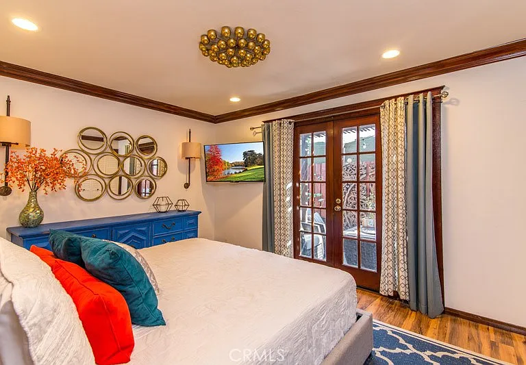 708 E Alta Way — Photo 8