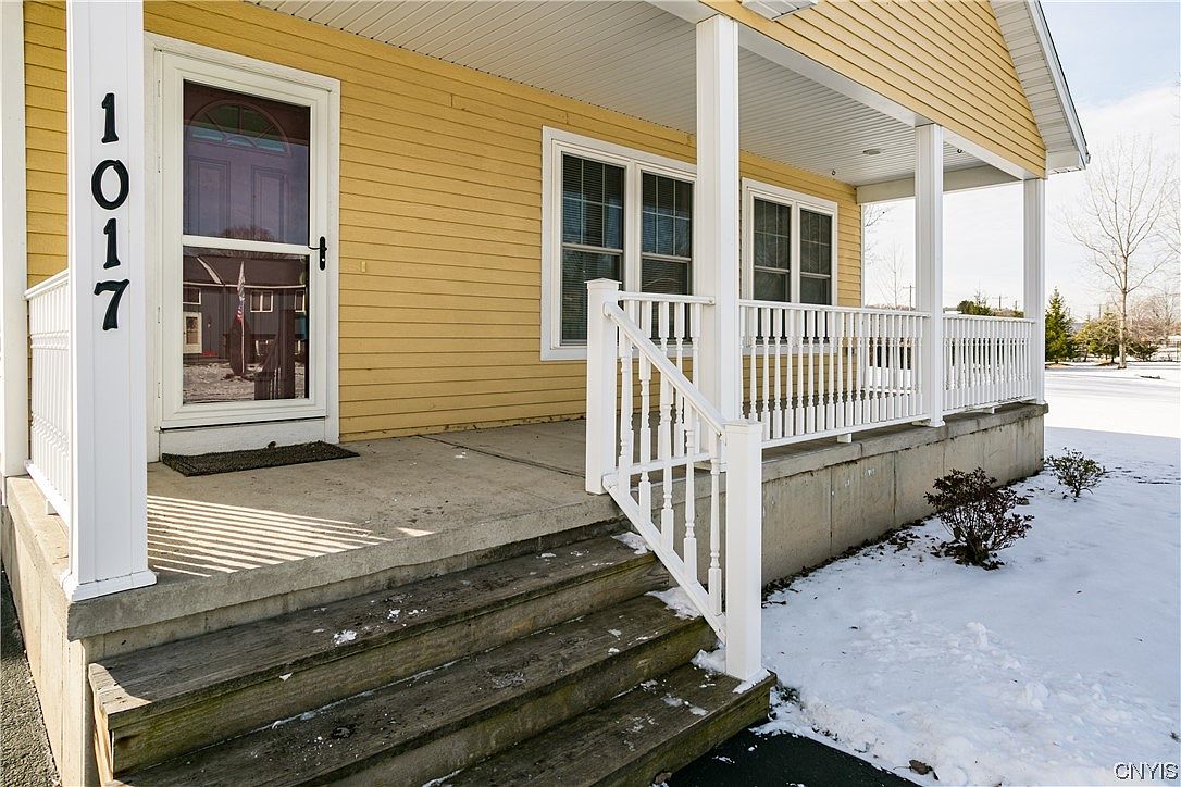 1017 Gill St, Chittenango, NY 13037 Zillow