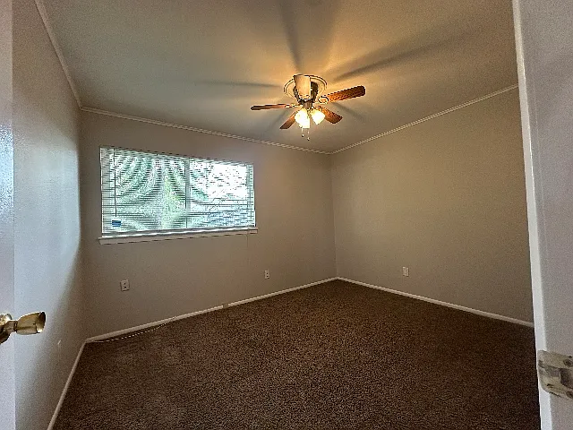 13854 Rolling Hills Ln — Photo 10