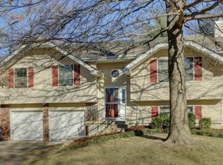 15326 W 82nd St, Lenexa, KS 66219