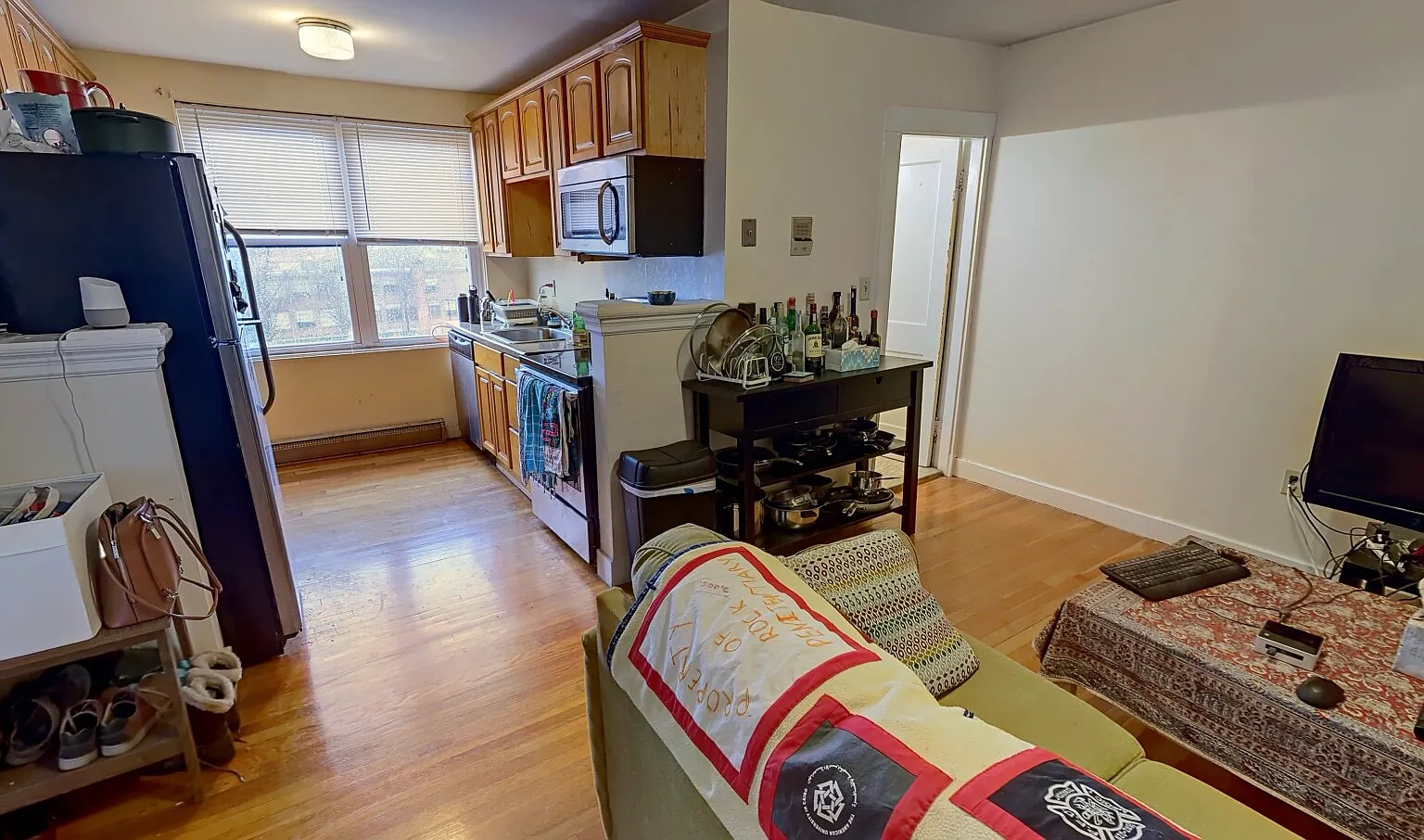 2 bed, 780 sqft, $3,150 — Photo 3