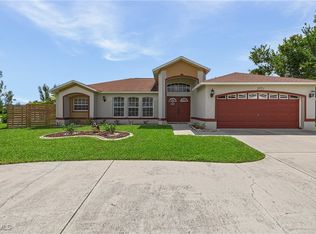 2221 SE 5th Pl, Cape Coral, FL 33990