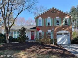 9839 Marcliff Ct, Vienna, VA 22181