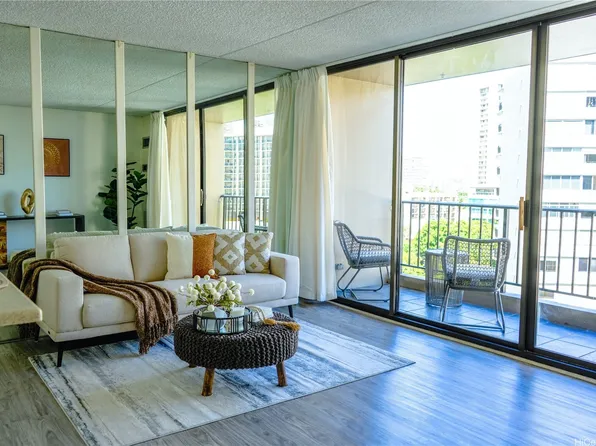 411 Hobron Ln APT 903, Honolulu, HI 96815