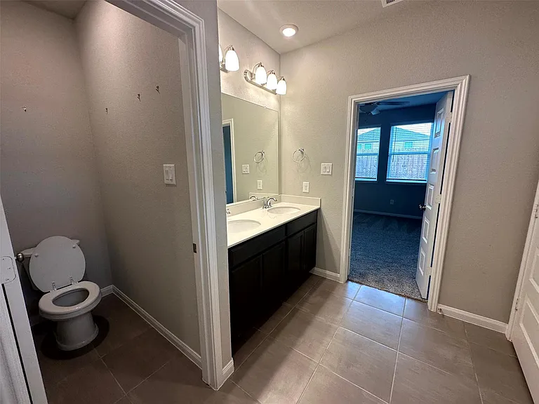 7072 Silverleaf Oak St — Photo 10