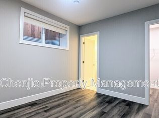 10818 75th Ave NW UNIT 2, Edmonton, AB T6E1K2