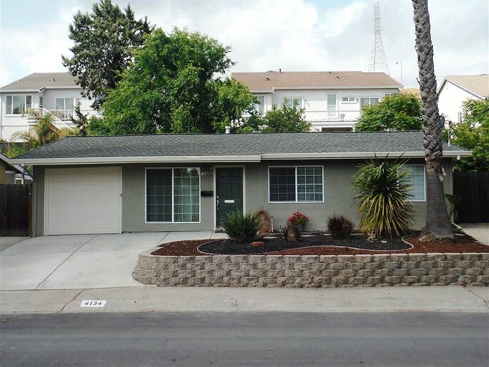 1st image of 4134 Cabrilho Dr