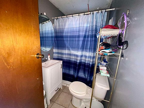 5th image of 1703 Avenue G