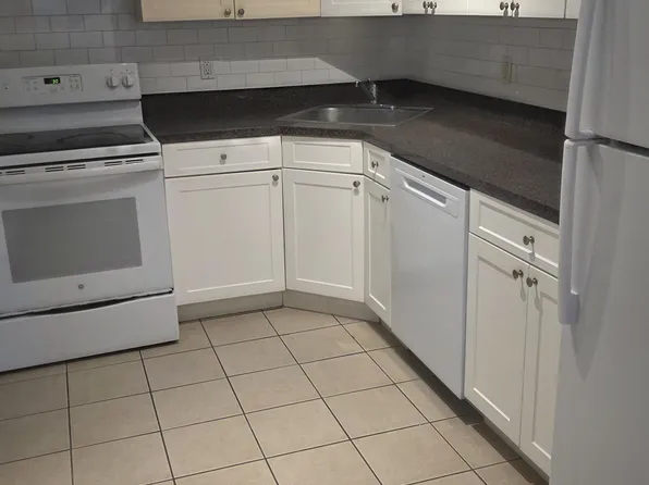 (undisclosed Address), White Plains, NY 10606