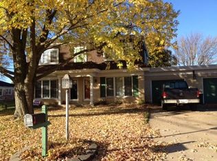 12111 N Woodcrest Dr, Dunlap, IL 61525