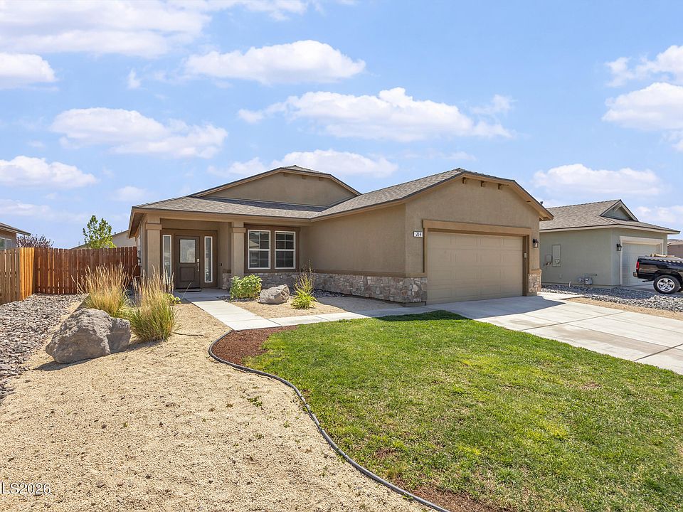 1st image of 214 Red Oak Dr
