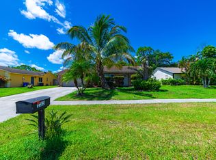 133 Bobwhite Rd, Royal Palm Beach, FL 33411