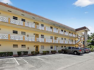 Hawaiian Gardens, Lauderdale Lakes, FL 33313