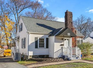65 Park Ave, Worcester, MA 01605