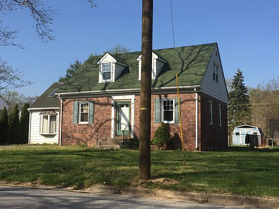 3rd image of 331 Washington Dr