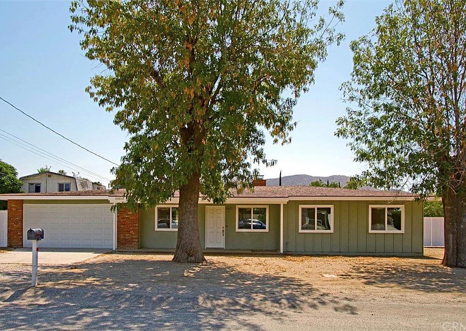 1st image of 26616 Amanda Ave