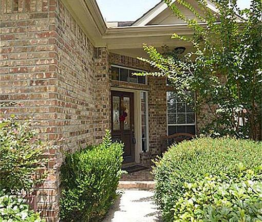 2nd image of 3608 Pine Valley Dr