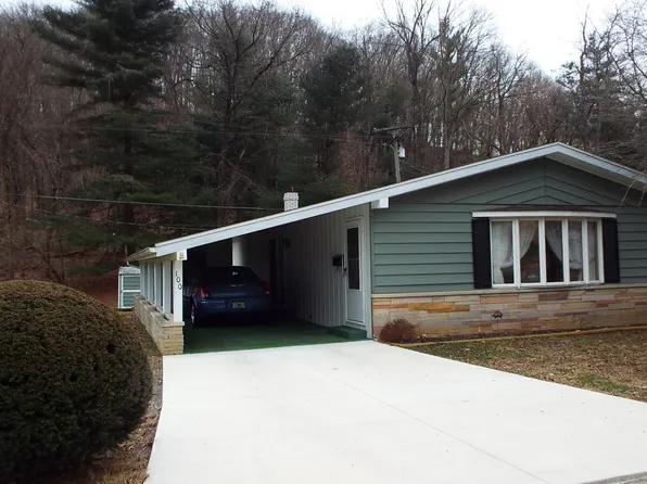 100 Saint Charles St, Nelsonville, OH 45764